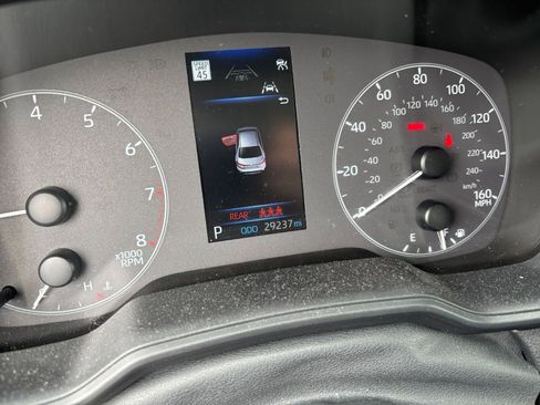 Used 2025 Toyota Corolla LE image 39