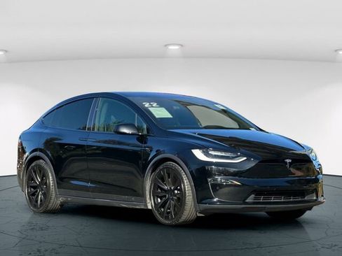 Used 2022 Tesla Model X image 9