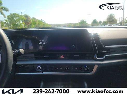 Certified 2024 Kia Sportage EX FWD image 19