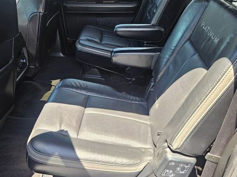 Used 2017 Ford Expedition EL Platinum AWD/4WD image 28