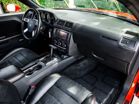 Used 2009 Dodge Challenger R/T RWD image 19
