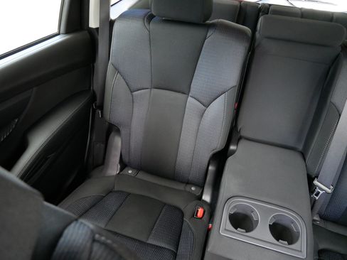 Used 2025 Subaru Ascent Premium AWD/4WD image 12