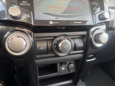 Certified 2020 Toyota 4Runner TRD Off-Road Premium image 26