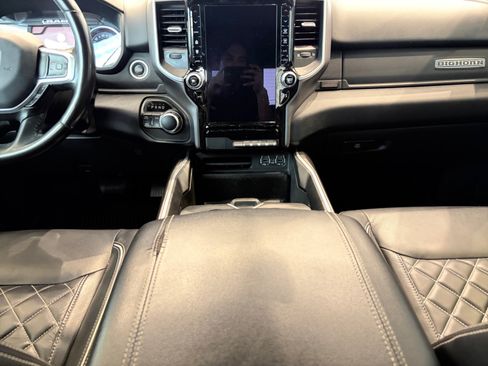 Used 2022 RAM 1500 Big Horn AWD/4WD image 17
