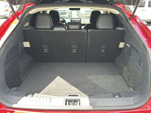 Used 2022 Ford Mustang Mach-E Select image 17