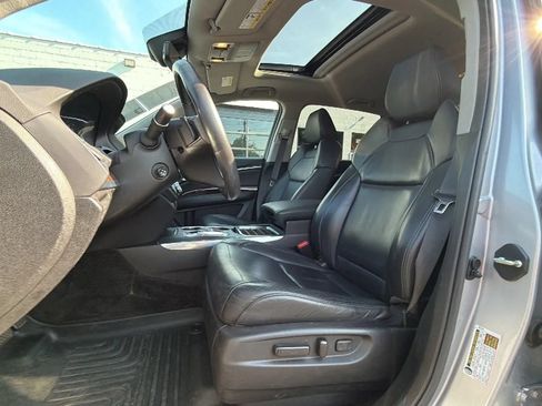 Used 2017 Acura MDX SH-AWD image 13