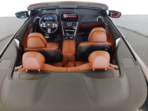 Used 2024 BMW M850i xDrive Convertible AWD/4WD image 10