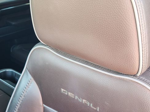 Used 2024 GMC Sierra 3500 Denali w/ Denali Reserve Package image 18