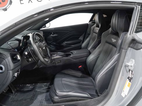 Used 2022 Aston Martin V8 Vantage Coupe RWD image 8