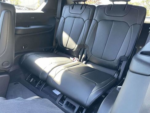 New 2025 Jeep Grand Cherokee L Limited w/ Black Appearance Package image 29