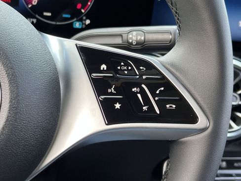 New 2026 Mercedes-Benz GLB 250 4MATIC image 29