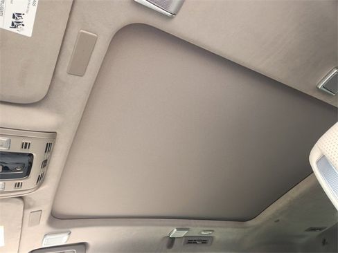 New 2026 Cadillac Escalade Platinum Sport w/ LPO, Floor Liner Package image 19