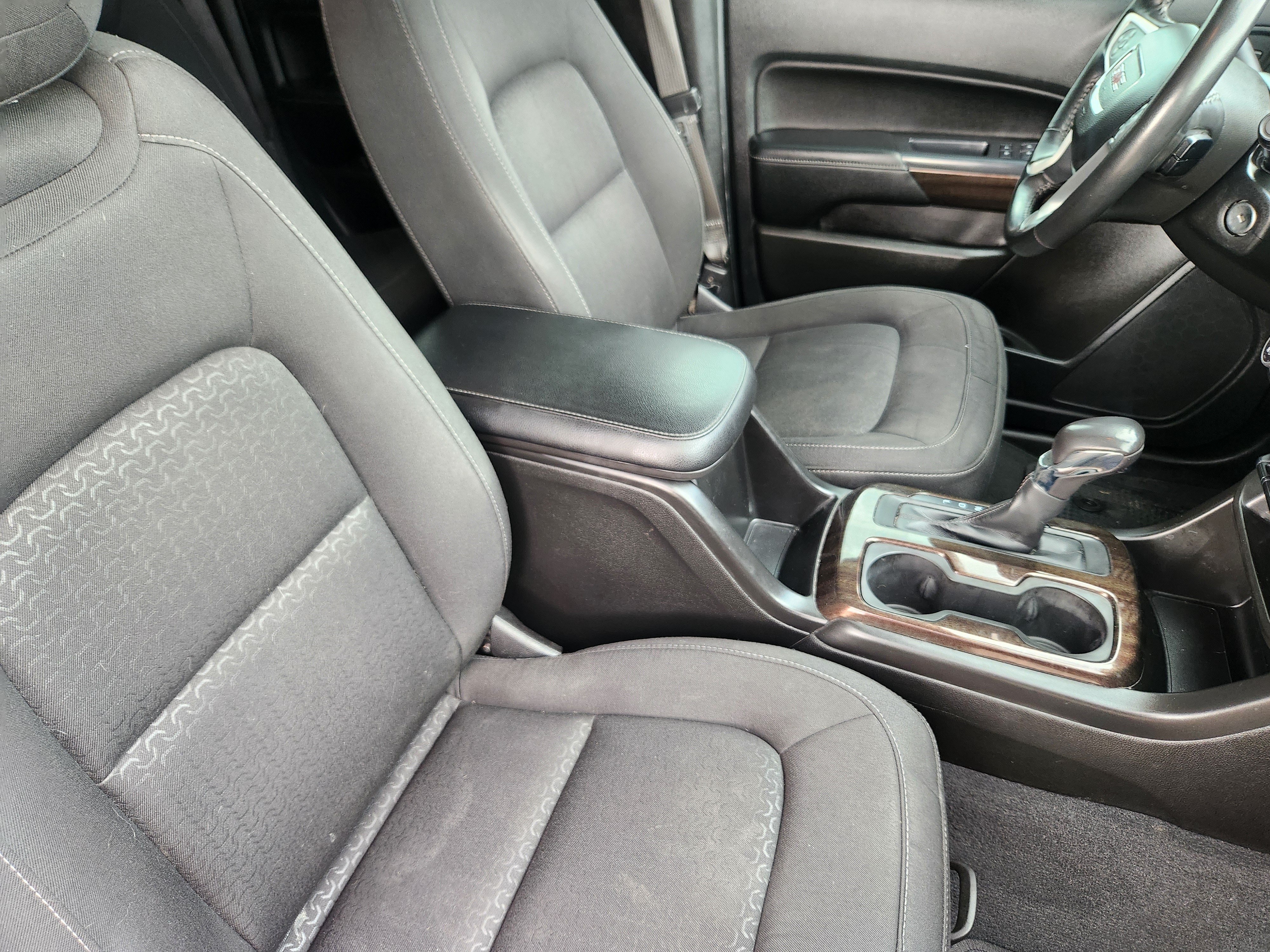 Used 2022 GMC Canyon Elevation w/ Trailering Package RWD image 10