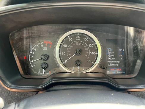 Used 2021 Toyota Corolla LE FWD image 17