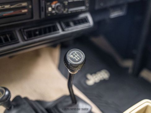 Used 1991 Jeep Wrangler 4WD image 40