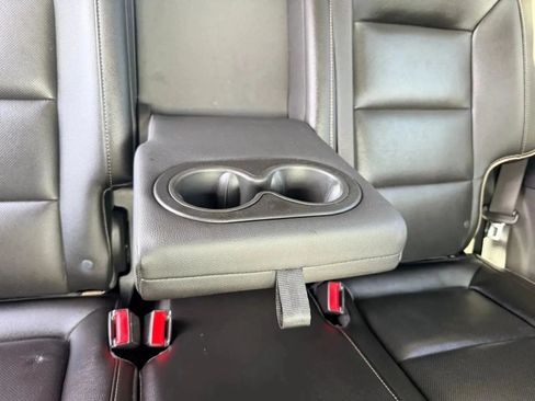 Used 2019 GMC Terrain Denali w/ Advanced Safety Package AWD/4WD image 28