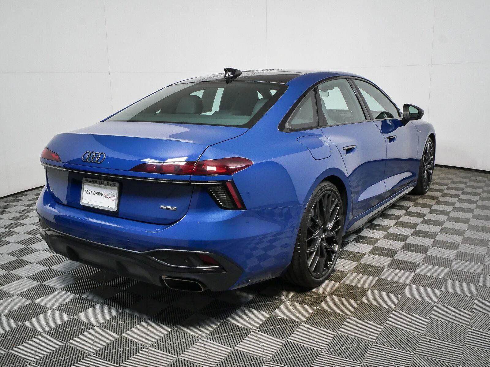Used 2026 Audi A6 Prestige w/ Prestige Package AWD/4WD image 4