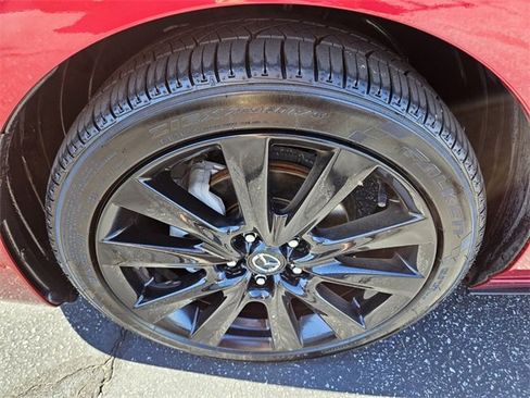 Used 2024 MAZDA MAZDA3 s image 18