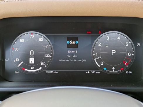 New 2026 Land Rover Defender 110 X-Dynamic SE image 32