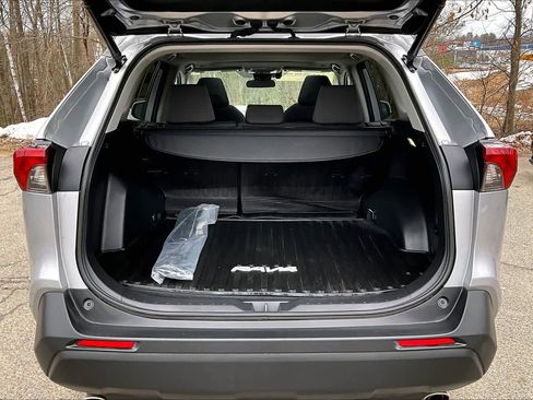 Certified 2023 Toyota RAV4 XLE image 30