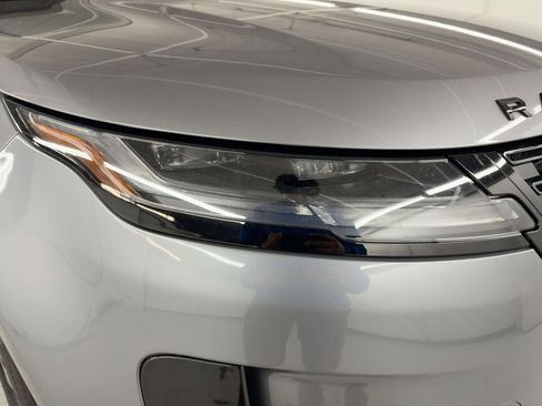 Used 2024 Land Rover Range Rover Evoque S image 11