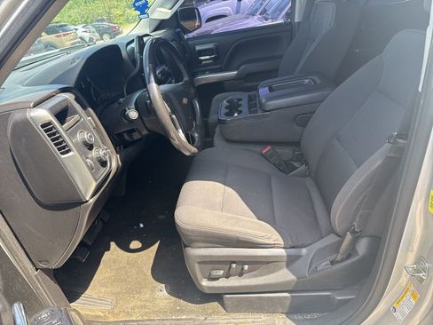 Used 2018 Chevrolet Silverado 1500 LT w/ Trailering Package AWD/4WD image 8