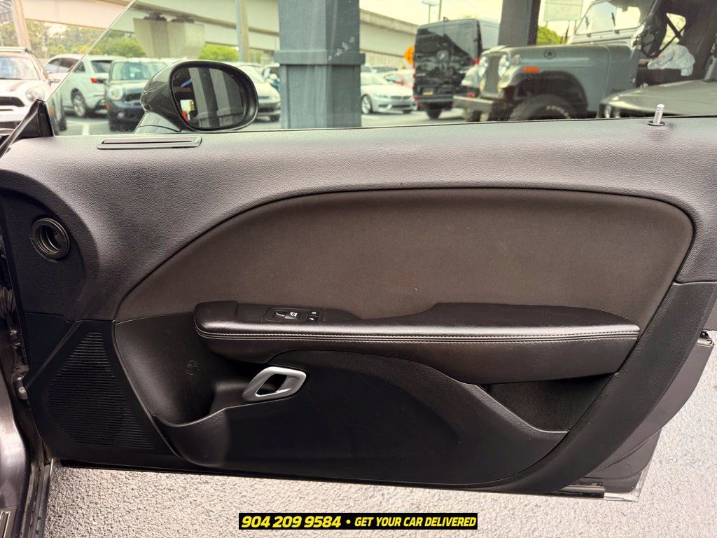 Used 2018 Dodge Challenger R/T w/ Performance Handling Group RWD image 32