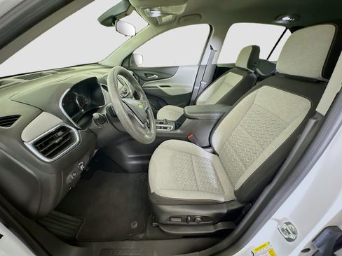 Used 2023 Chevrolet Equinox LS w/ LS Convenience Package FWD image 13