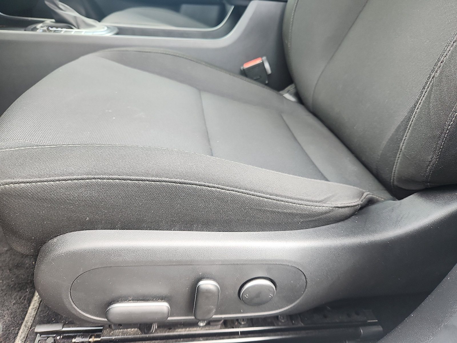 Certified 2024 Hyundai Kona SEL AWD/4WD image 22