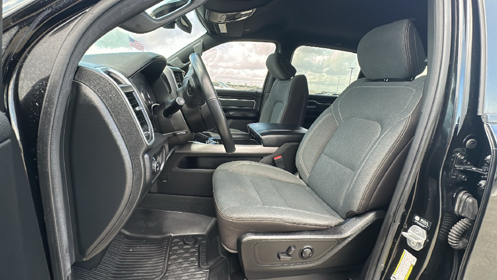 Used 2022 RAM 1500 Lone Star RWD image 4
