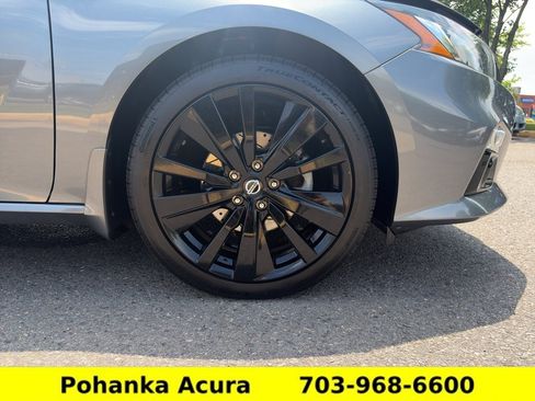 Used 2022 Nissan Altima 2.5 SR w/ Midnight Edition Package AWD/4WD image 29