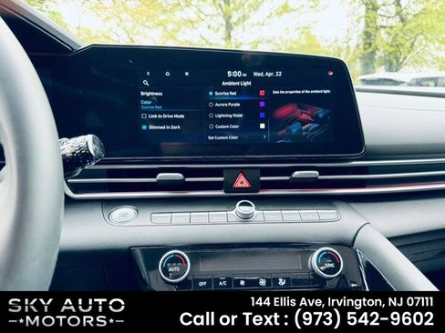 Used 2025 Hyundai Elantra SEL FWD image 20