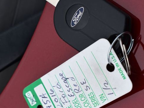 Used 2016 Ford Escape SE w/ Equipment Group 201A image 32