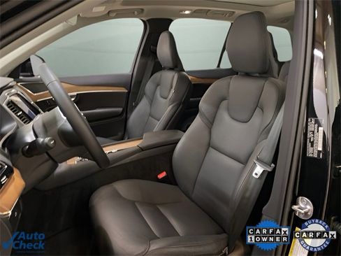Used 2025 Volvo XC90 B6 Plus image 59