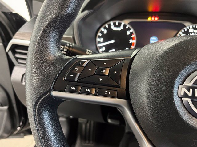 Used 2024 Nissan Altima 2.5 SV FWD image 25