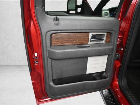 Used 2013 Ford F150 Lariat w/ Mid Equipment Group RWD image 22