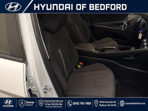 Certified 2026 Hyundai Elantra SE w/ Cargo Package FWD image 25