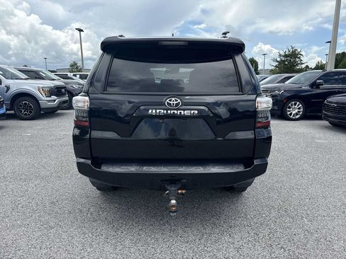 Used 2020 Toyota 4Runner SR5 Premium w/ Moonroof Package RWD image 5