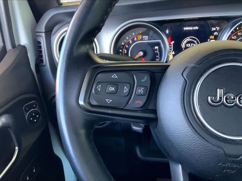 Used 2018 Jeep Wrangler Unlimited Sport S image 23