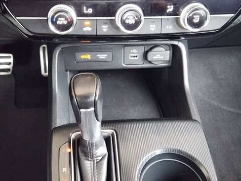 Used 2023 Honda Civic Sport image 18