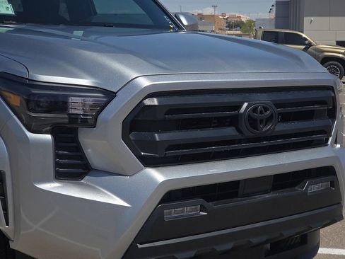 New 2026 Toyota Tacoma SR5 RWD image 7