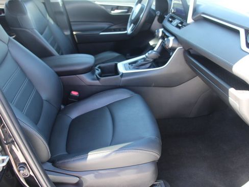 Used 2023 Toyota RAV4 XLE Premium FWD image 20