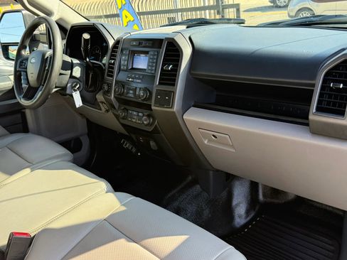 Used 2022 Ford F250 XL w/ Power Equipment Group AWD/4WD image 16