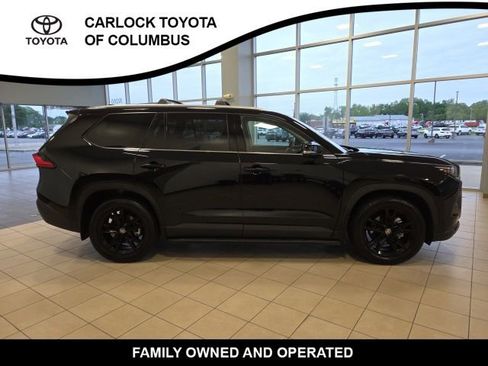 Used 2024 Toyota Grand Highlander AWD image 6