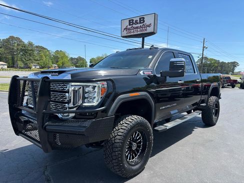 Used 2022 GMC Sierra 2500 Denali AWD/4WD image 1