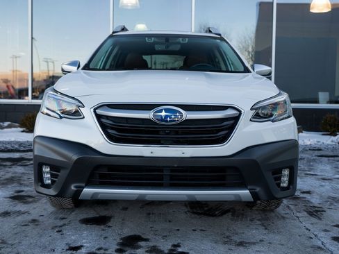 Used 2020 Subaru Outback Touring image 2