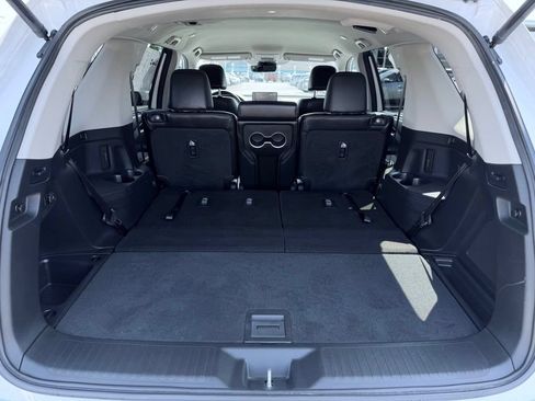 Used 2024 Honda Pilot EX-L image 10