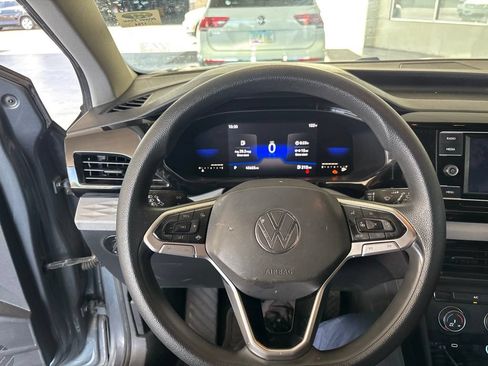 Used 2022 Volkswagen Taos S FWD image 8