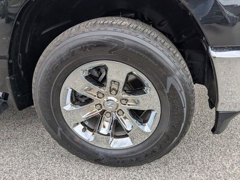 Used 2023 RAM 1500 Laramie AWD/4WD image 10