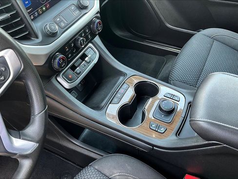 Used 2023 GMC Acadia SLE w/ Driver Convenience Package AWD/4WD image 15